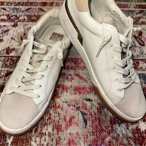 DV by Dolce Vita Women's White and Tan Sneakers